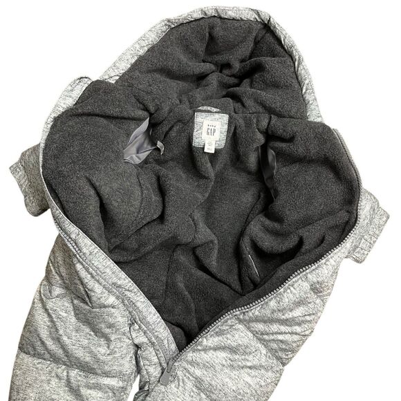 Baby Gap 0-6 Months Grey Down Insulated Bunting Snowsuit Fleece Booties Puffer - Picture 3 of 9